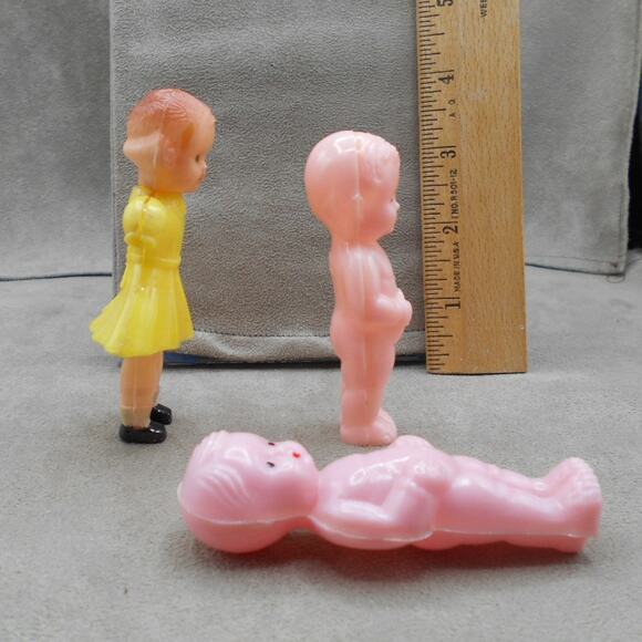 Vintage Celluloid Carnival Prize Toy Doll Lot: Girl in Yellow Dress & 2 Babies - Picture 5 of 9